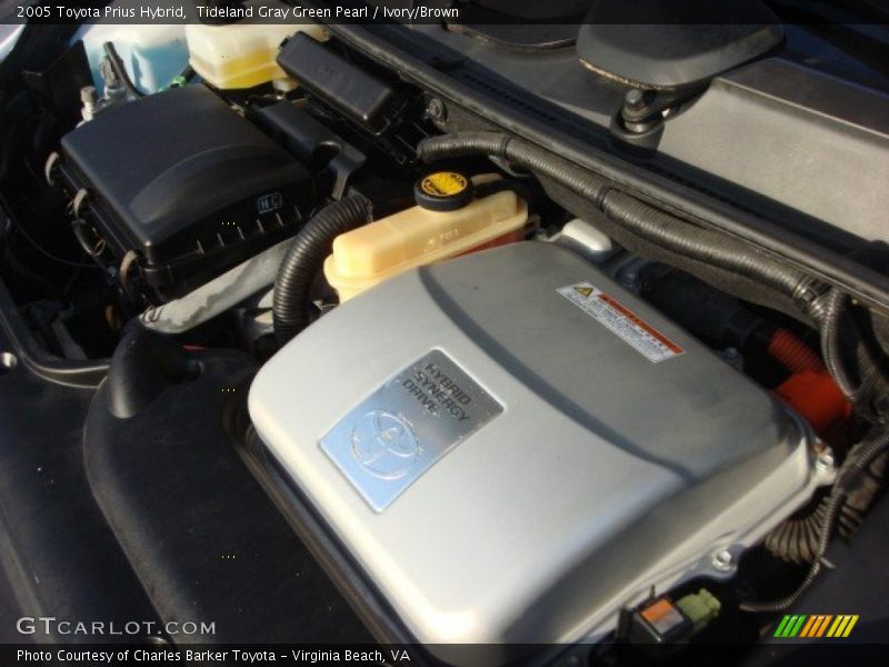 Tideland Gray Green Pearl / Ivory/Brown 2005 Toyota Prius Hybrid