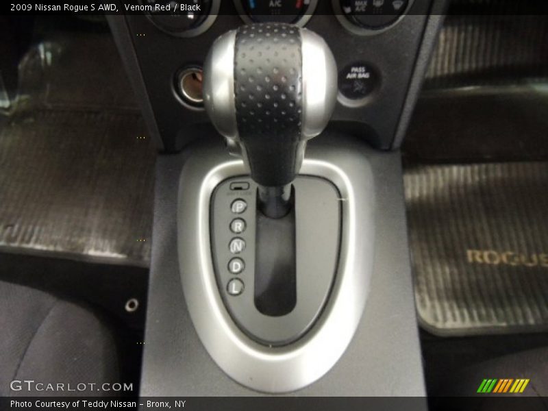 Venom Red / Black 2009 Nissan Rogue S AWD