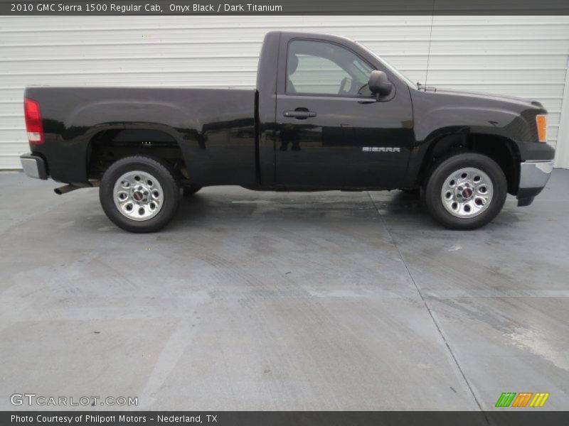Onyx Black / Dark Titanium 2010 GMC Sierra 1500 Regular Cab