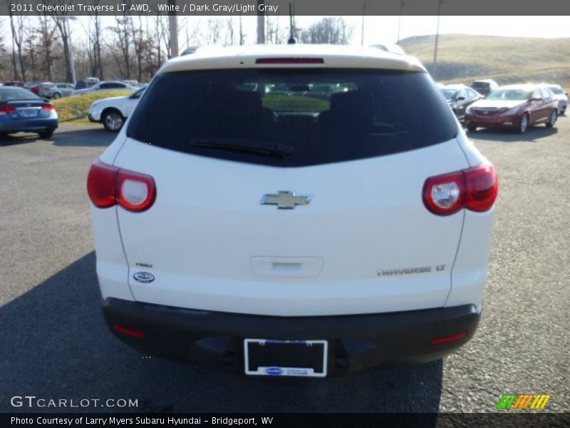 White / Dark Gray/Light Gray 2011 Chevrolet Traverse LT AWD