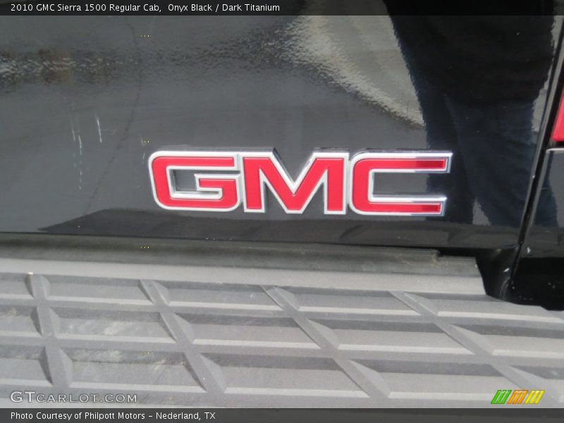 Onyx Black / Dark Titanium 2010 GMC Sierra 1500 Regular Cab