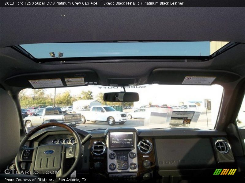 Tuxedo Black Metallic / Platinum Black Leather 2013 Ford F250 Super Duty Platinum Crew Cab 4x4