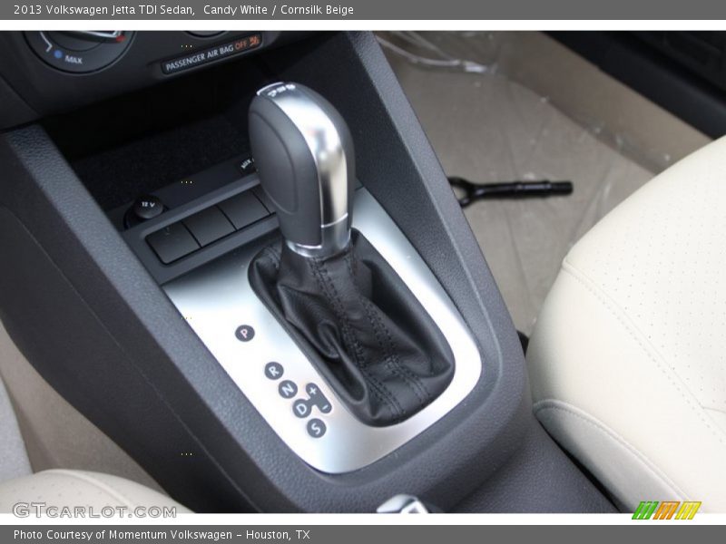 Candy White / Cornsilk Beige 2013 Volkswagen Jetta TDI Sedan