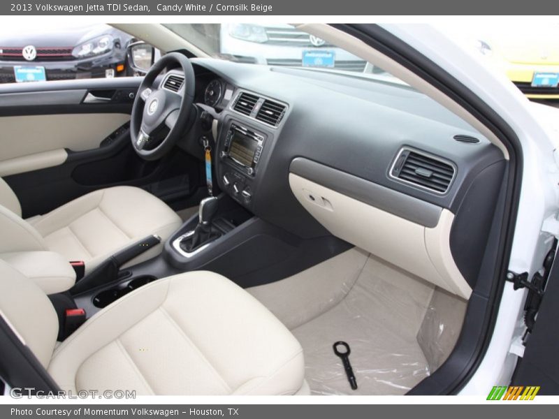 Candy White / Cornsilk Beige 2013 Volkswagen Jetta TDI Sedan