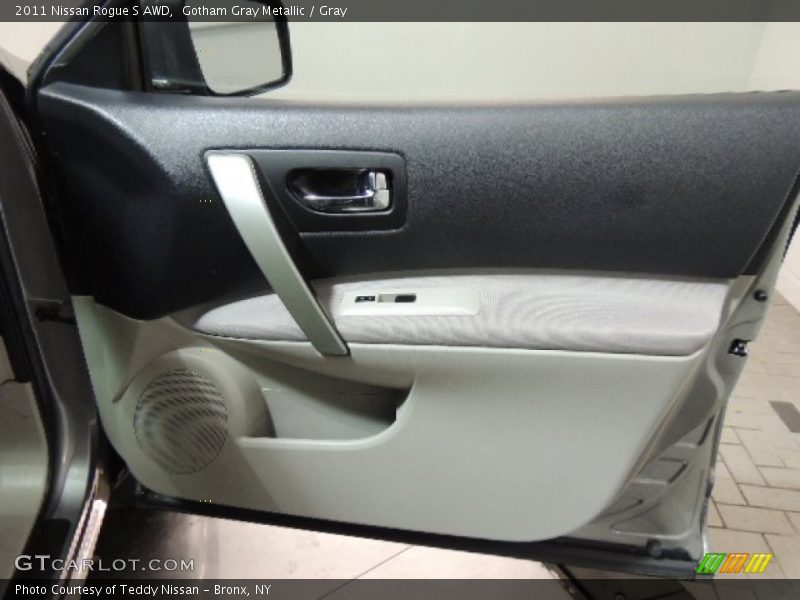 Gotham Gray Metallic / Gray 2011 Nissan Rogue S AWD