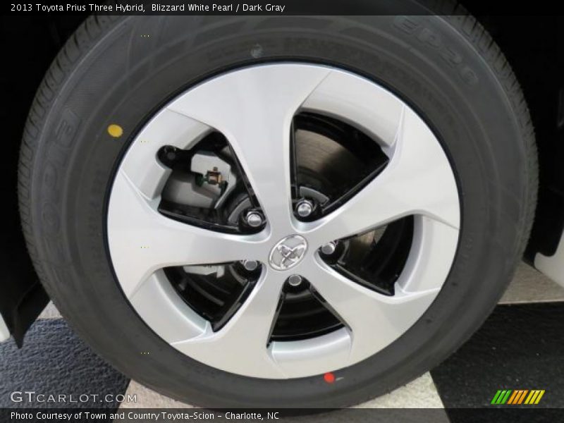 Blizzard White Pearl / Dark Gray 2013 Toyota Prius Three Hybrid