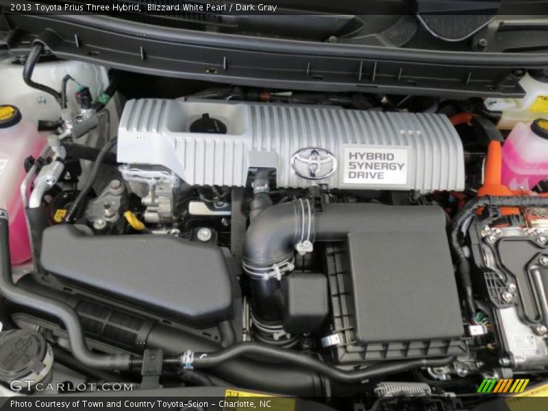 Blizzard White Pearl / Dark Gray 2013 Toyota Prius Three Hybrid