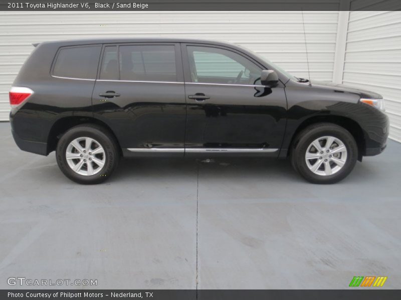 Black / Sand Beige 2011 Toyota Highlander V6