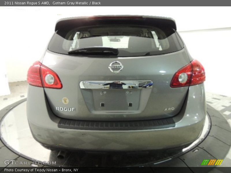 Gotham Gray Metallic / Black 2011 Nissan Rogue S AWD