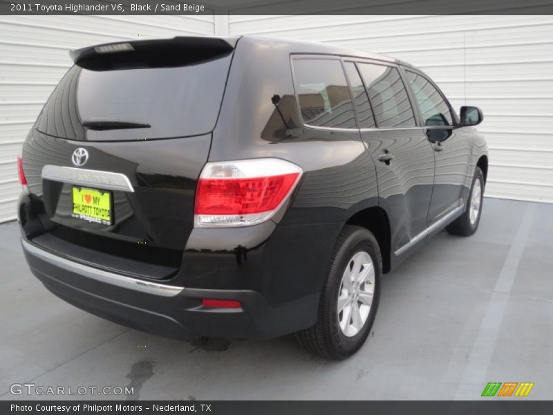 Black / Sand Beige 2011 Toyota Highlander V6
