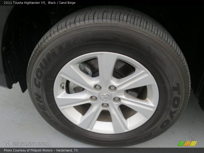 Black / Sand Beige 2011 Toyota Highlander V6