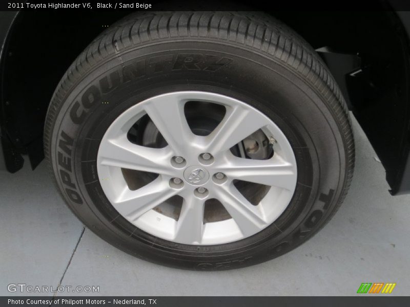 Black / Sand Beige 2011 Toyota Highlander V6