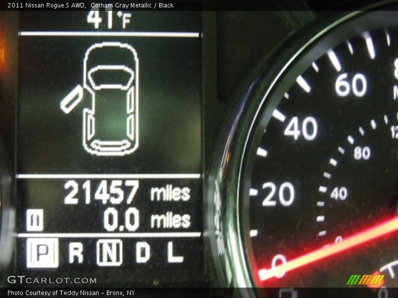 Gotham Gray Metallic / Black 2011 Nissan Rogue S AWD