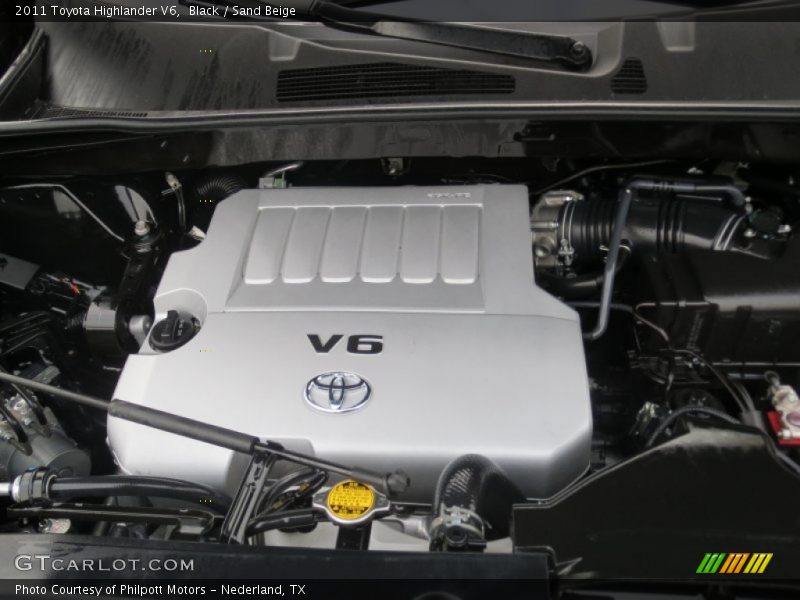 Black / Sand Beige 2011 Toyota Highlander V6