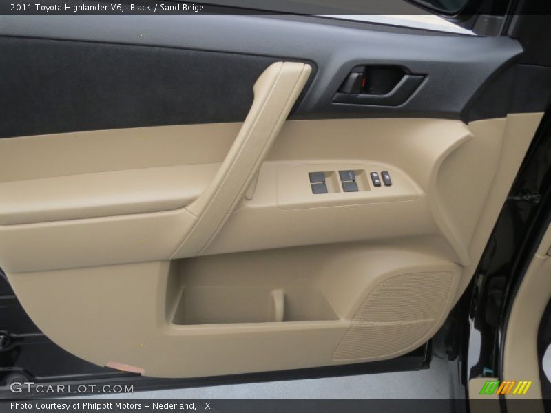 Black / Sand Beige 2011 Toyota Highlander V6
