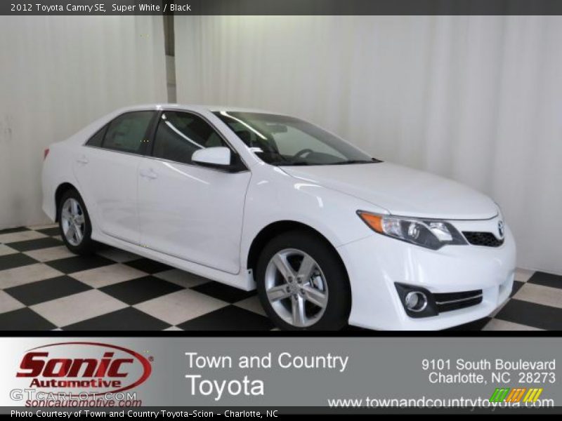 Super White / Black 2012 Toyota Camry SE