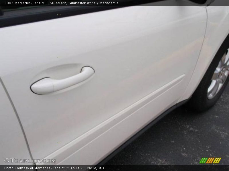 Alabaster White / Macadamia 2007 Mercedes-Benz ML 350 4Matic