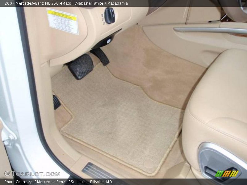 Alabaster White / Macadamia 2007 Mercedes-Benz ML 350 4Matic