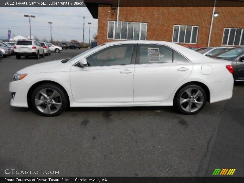 Super White / Black 2012 Toyota Camry SE