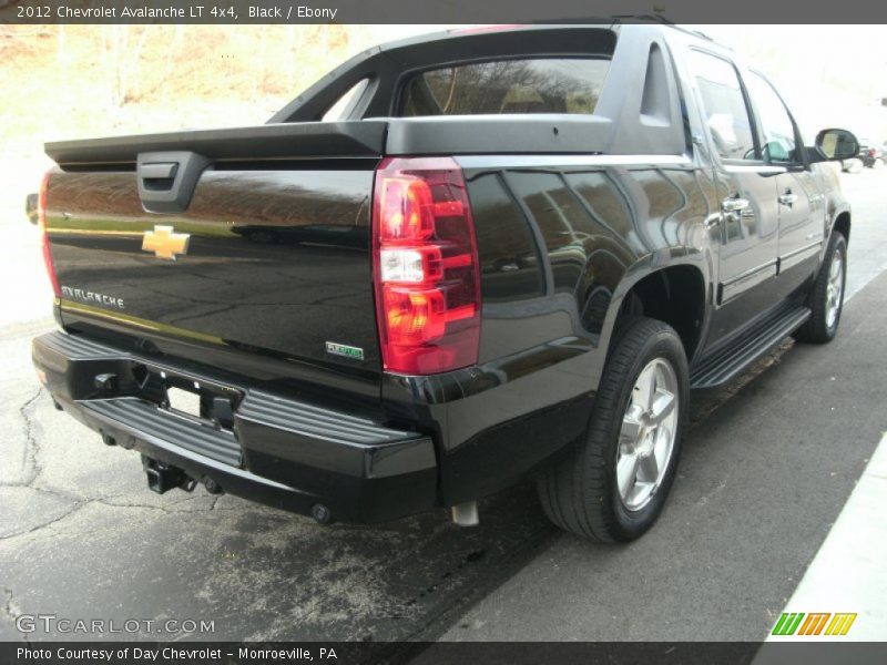 Black / Ebony 2012 Chevrolet Avalanche LT 4x4