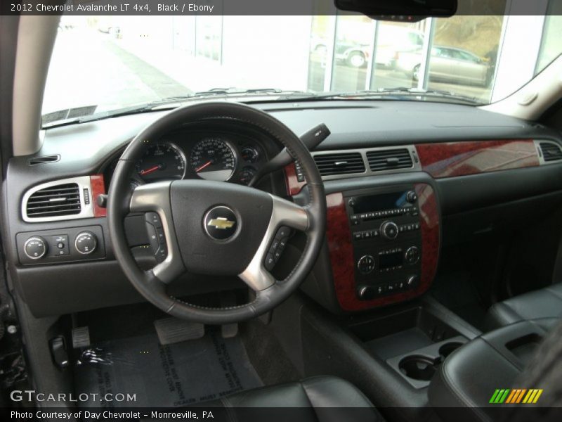 Black / Ebony 2012 Chevrolet Avalanche LT 4x4