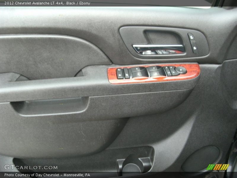 Black / Ebony 2012 Chevrolet Avalanche LT 4x4