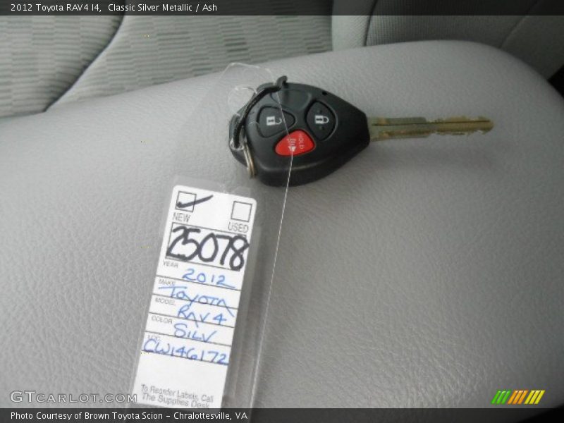 Classic Silver Metallic / Ash 2012 Toyota RAV4 I4