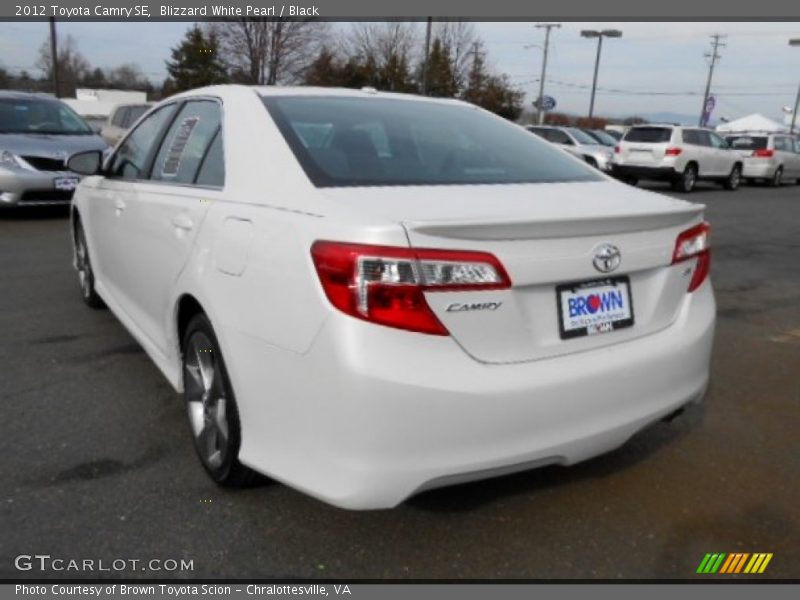Blizzard White Pearl / Black 2012 Toyota Camry SE