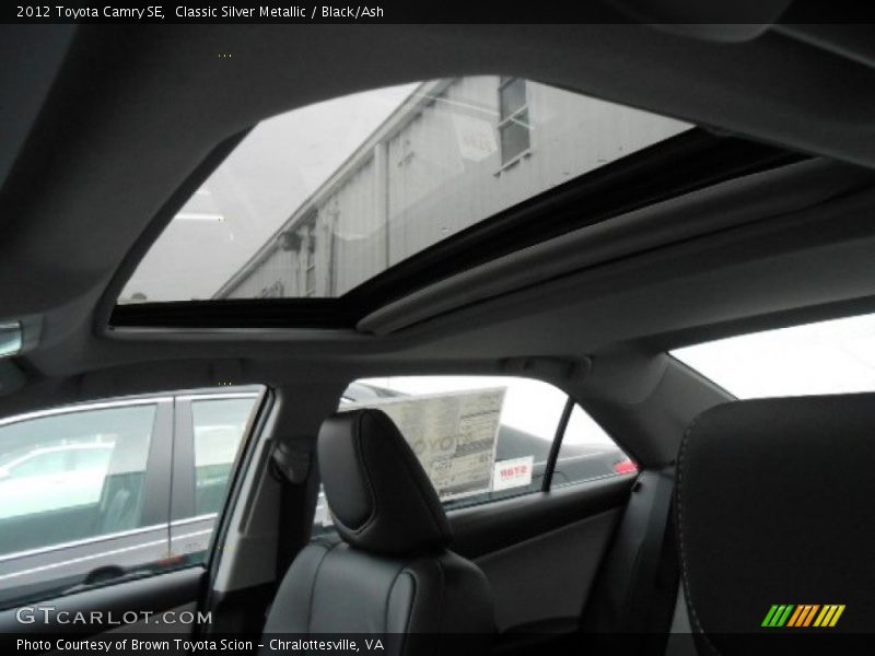 Classic Silver Metallic / Black/Ash 2012 Toyota Camry SE