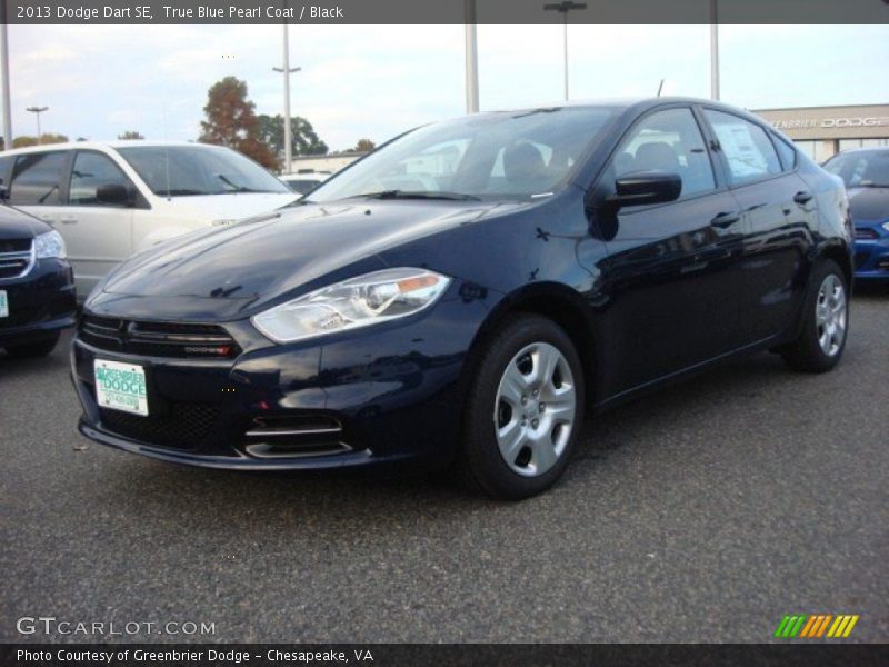 True Blue Pearl Coat / Black 2013 Dodge Dart SE