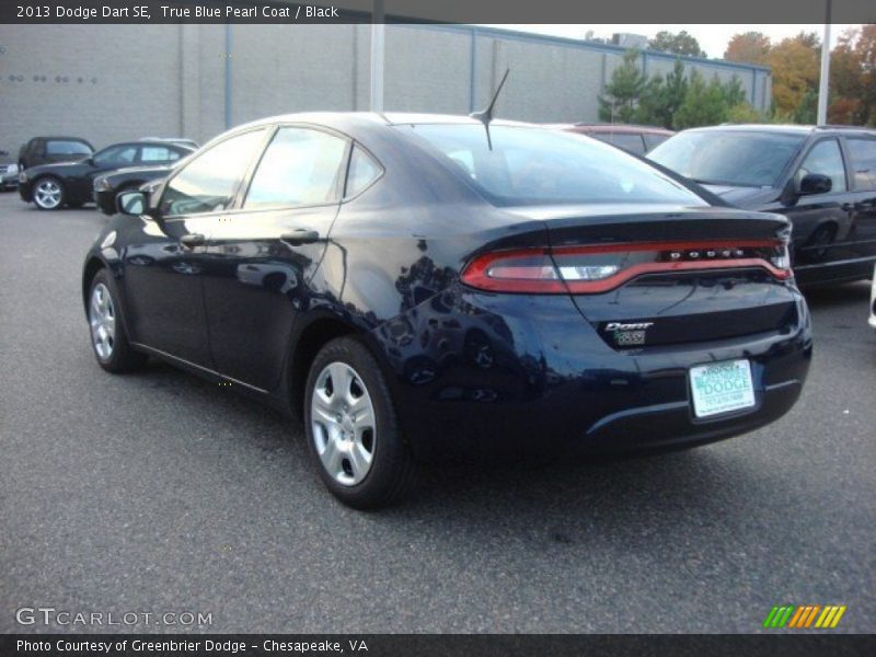 True Blue Pearl Coat / Black 2013 Dodge Dart SE