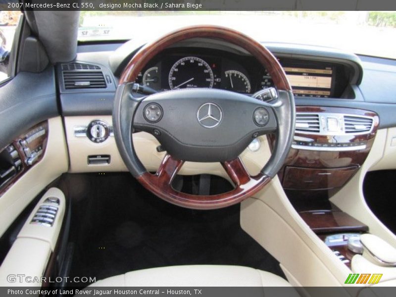 Dashboard of 2007 CL 550