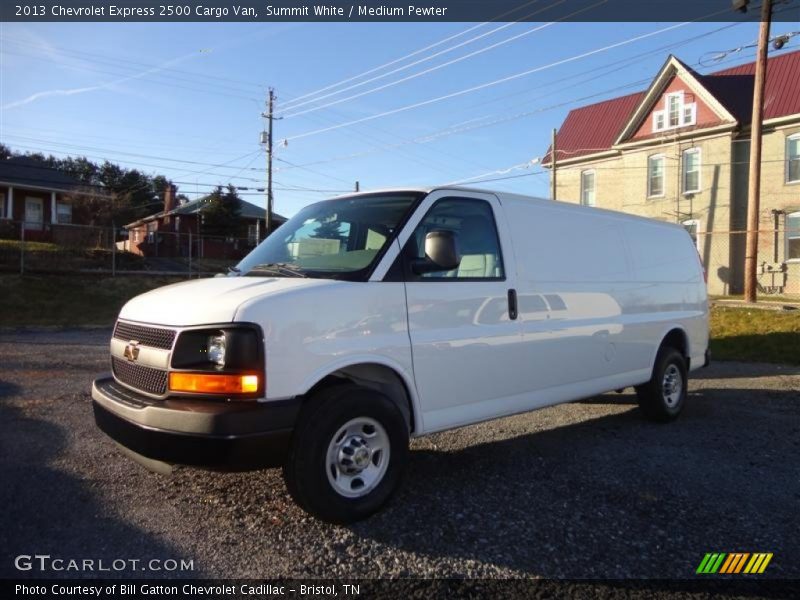 Summit White / Medium Pewter 2013 Chevrolet Express 2500 Cargo Van