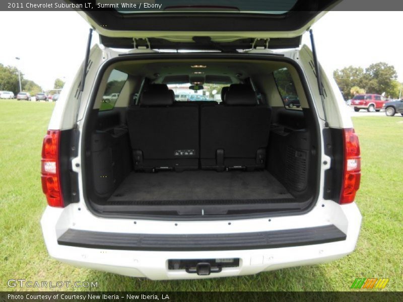 Summit White / Ebony 2011 Chevrolet Suburban LT