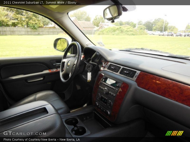 Summit White / Ebony 2011 Chevrolet Suburban LT