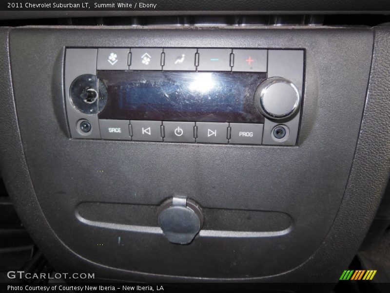 Summit White / Ebony 2011 Chevrolet Suburban LT
