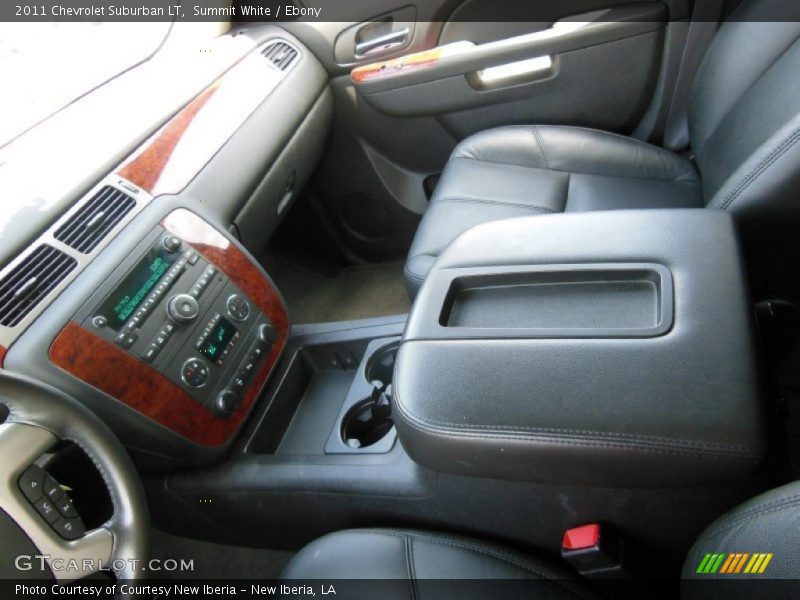 Summit White / Ebony 2011 Chevrolet Suburban LT