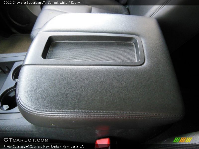 Summit White / Ebony 2011 Chevrolet Suburban LT