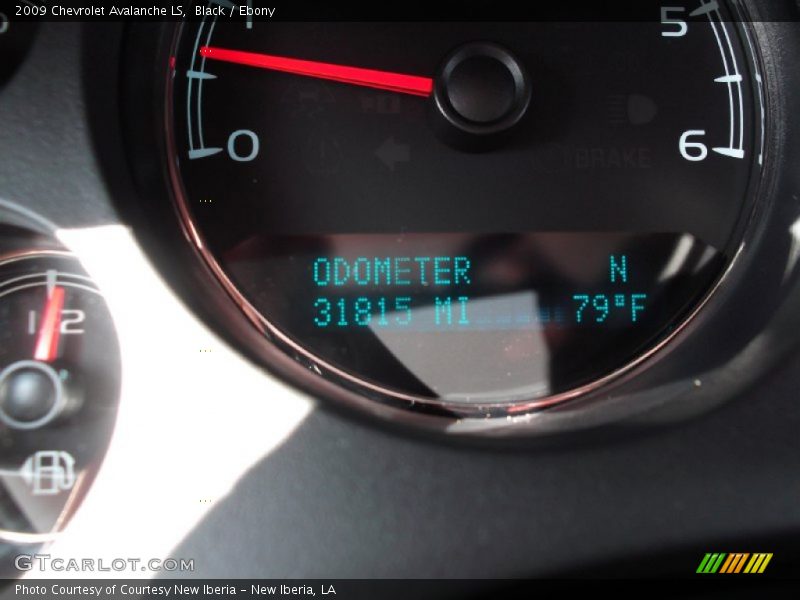 Black / Ebony 2009 Chevrolet Avalanche LS