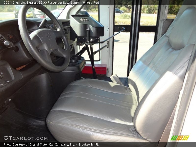 Summit White / Red 2004 Chevrolet Express 3500 Passenger Bus