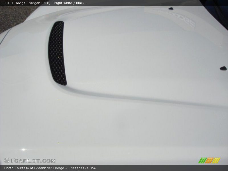 Bright White / Black 2013 Dodge Charger SRT8