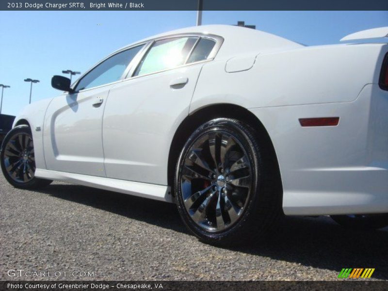 Bright White / Black 2013 Dodge Charger SRT8