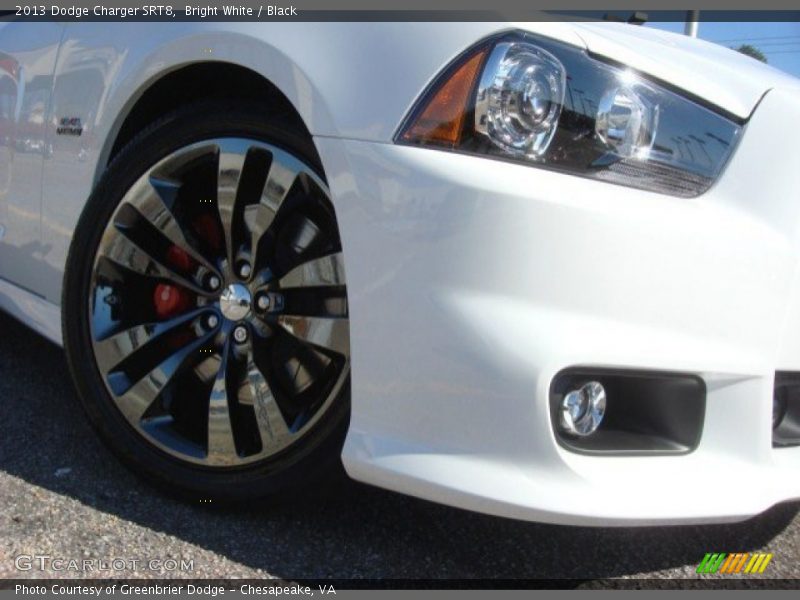 Bright White / Black 2013 Dodge Charger SRT8