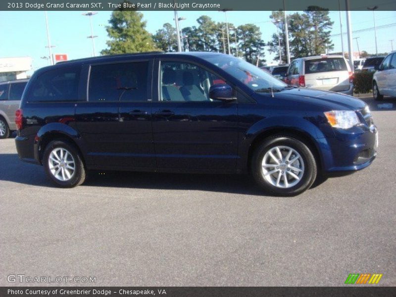 True Blue Pearl / Black/Light Graystone 2013 Dodge Grand Caravan SXT