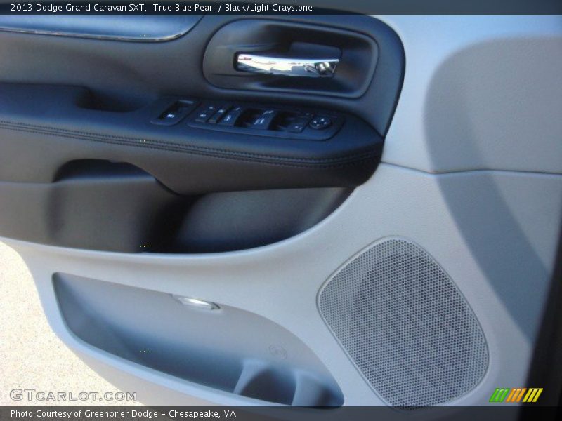 True Blue Pearl / Black/Light Graystone 2013 Dodge Grand Caravan SXT