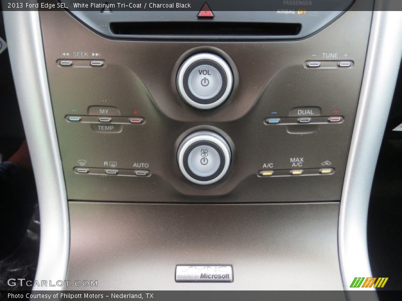 White Platinum Tri-Coat / Charcoal Black 2013 Ford Edge SEL