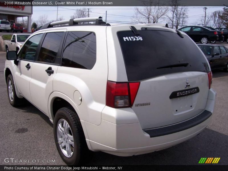Dover White Pearl / Medium Brown 2008 Mitsubishi Endeavor LS