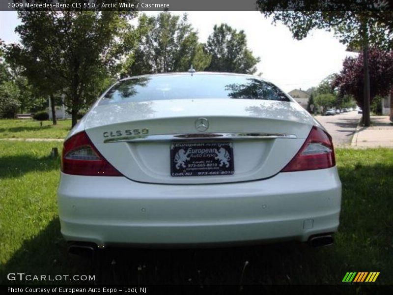 Arctic White / Cashmere 2009 Mercedes-Benz CLS 550