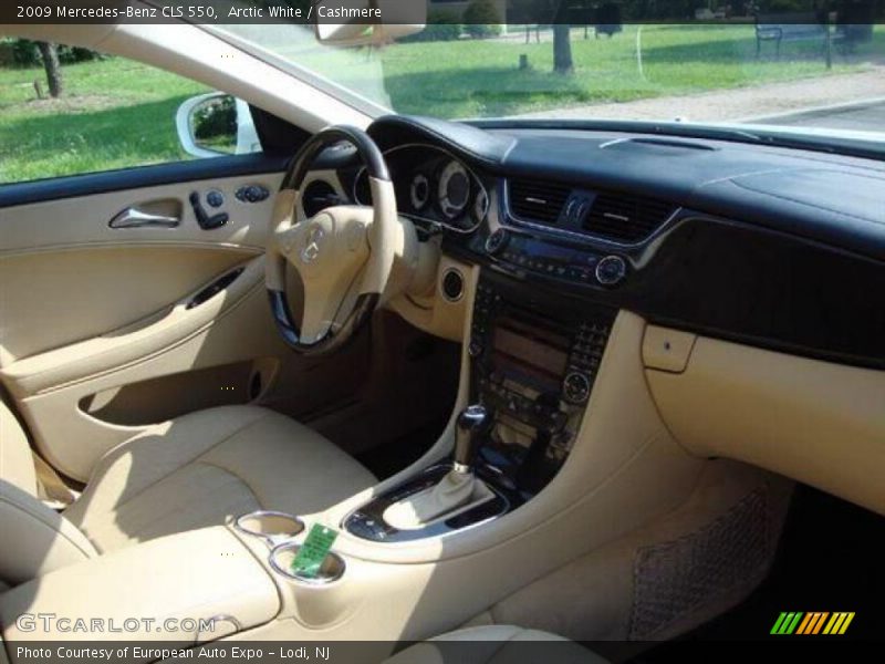 Arctic White / Cashmere 2009 Mercedes-Benz CLS 550