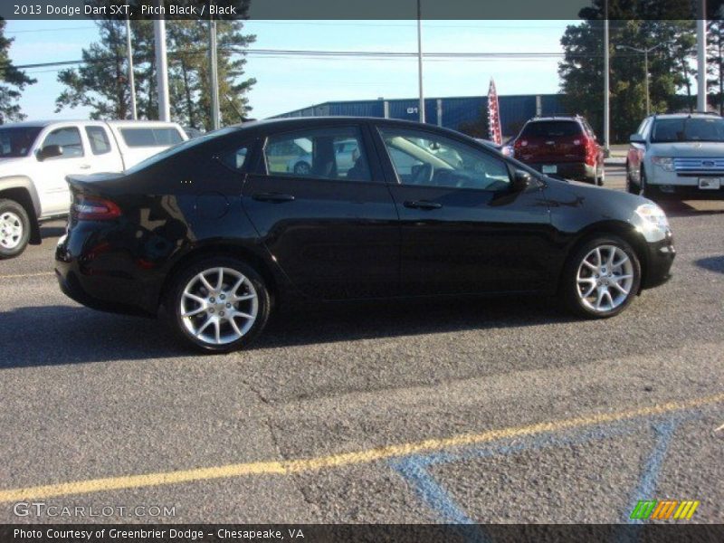 Pitch Black / Black 2013 Dodge Dart SXT
